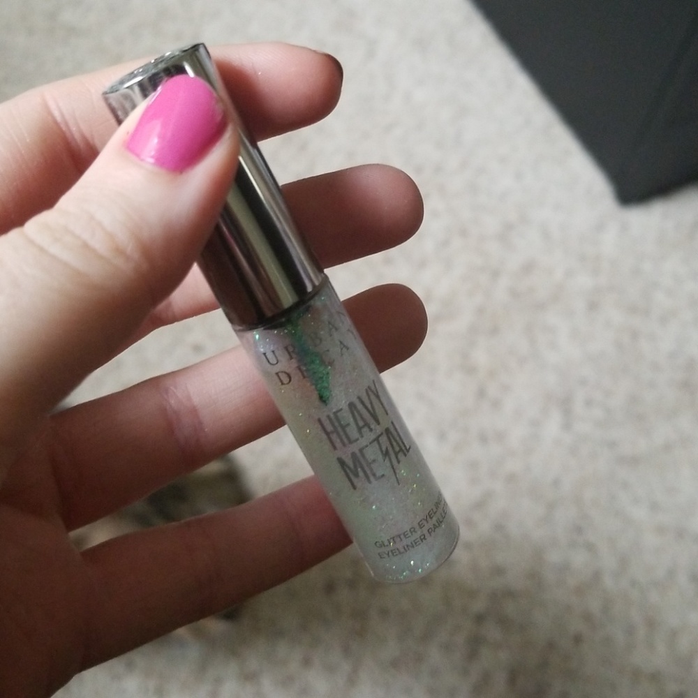 Urban decay heavy metal glitter eyeliner